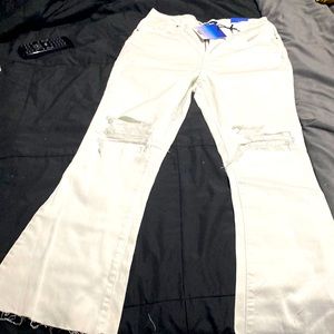 NWT Ladies jeans size 9